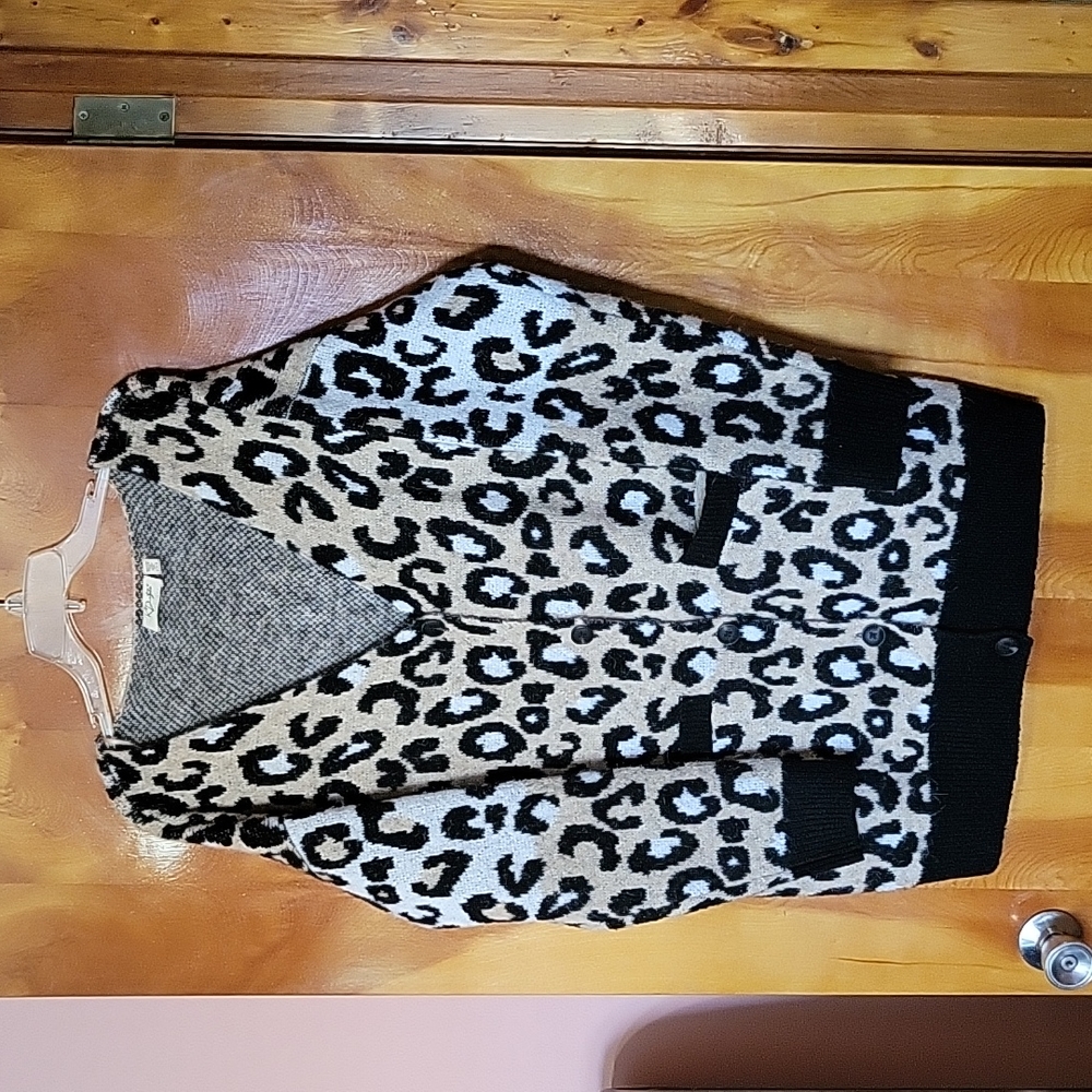 Cheetah print sweater